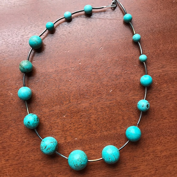 Turquoise stone necklace - Picture 2 of 5